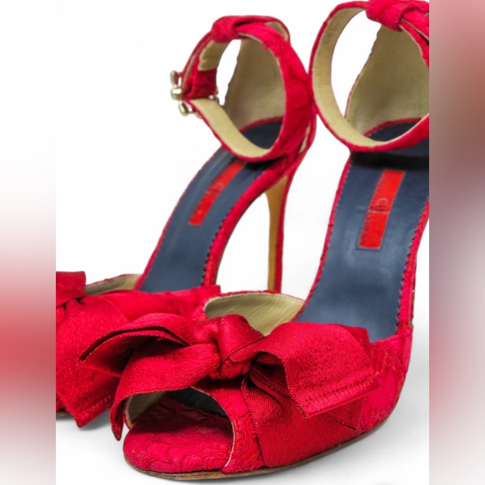 Carolina Herrera Ankle Strap Peep Toe Embroidered Satin Lace Shoes~Size:7US/37EU
